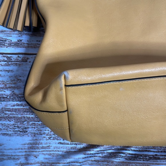 Coach Duffle Legacy ~ Large Tassel Trim - Picture 3 of 3